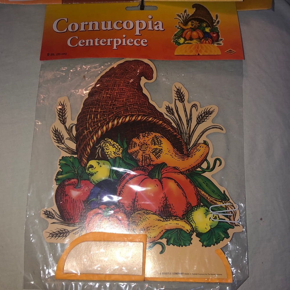 Vintage 4 piece set of Fall/Thanksgiving by Beistle and Amscan - NOS